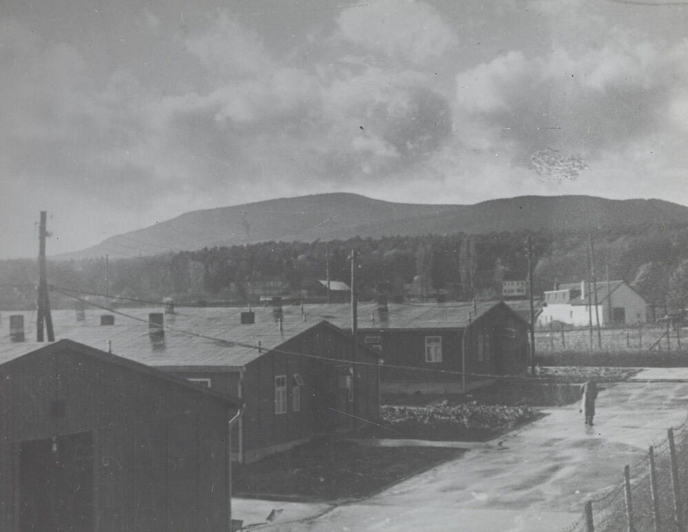 Unidentified prisoners of war camp
