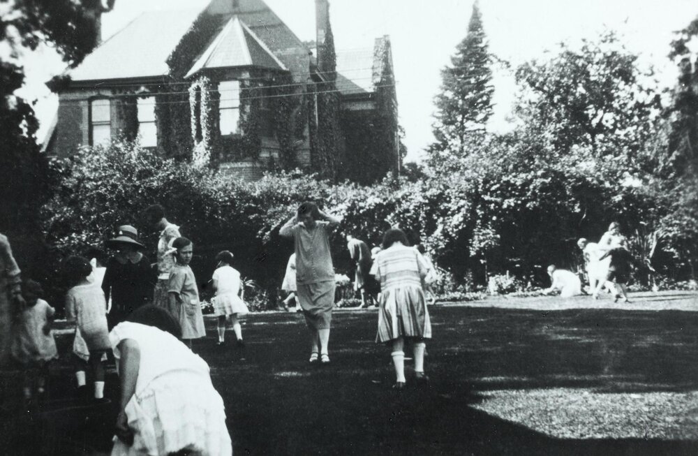 Children and women, University of Melbourne.