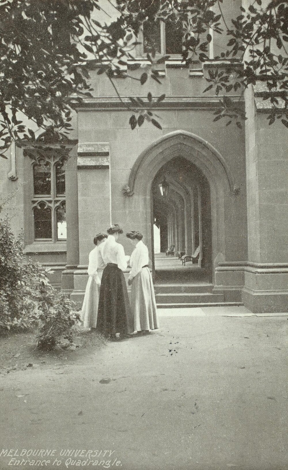 Entrance to Quadrangle, University of Melbourne, circa 1910.