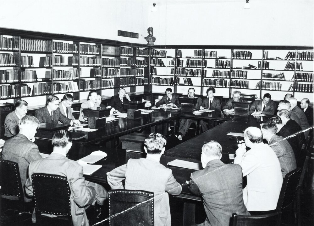 Meeting in library at Canberra University College, circa April 1948.