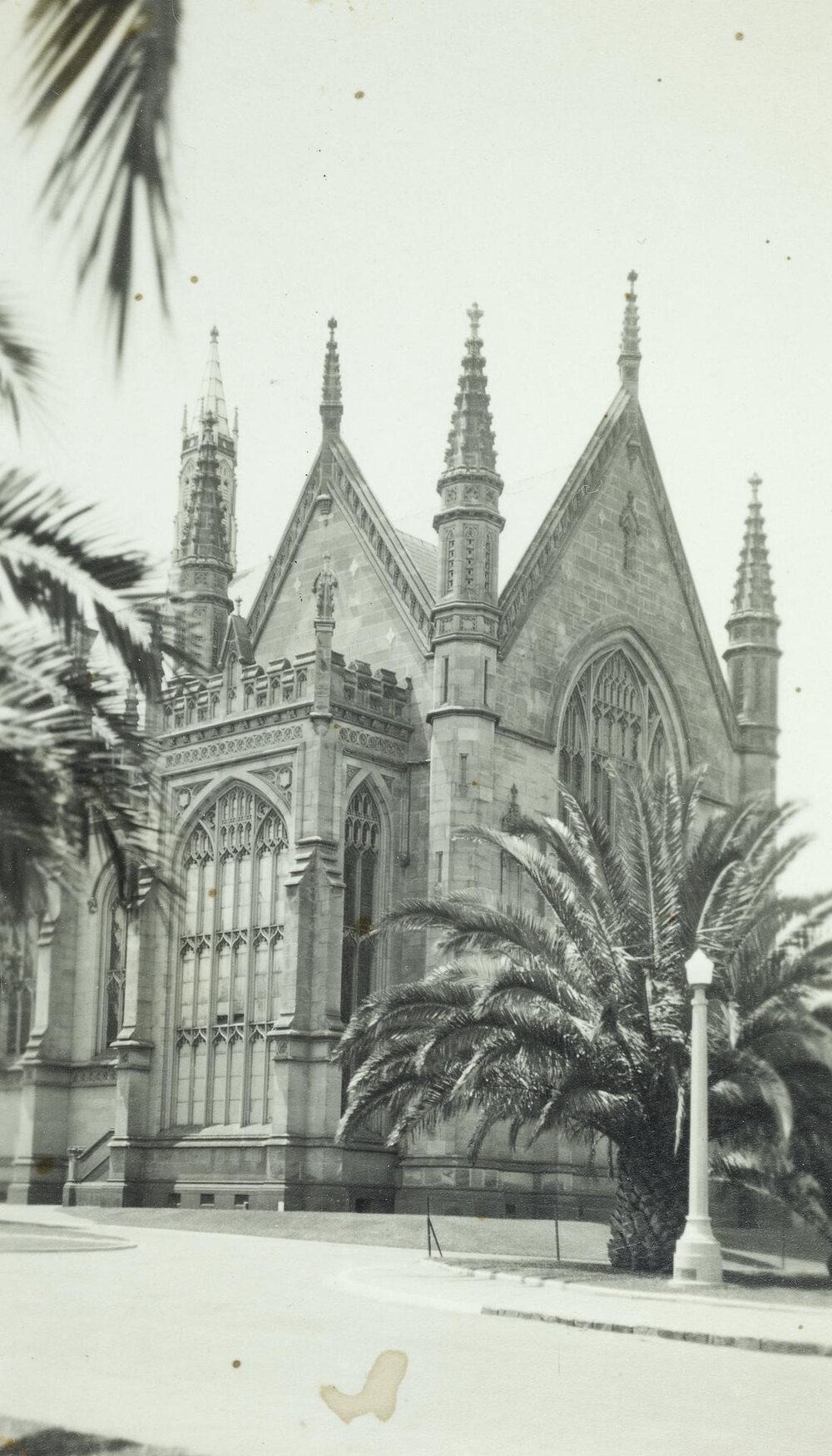 Old Wilson Hall, University of Melbourne, circa 1910.