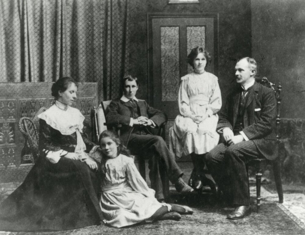Professor David Orme Masson and family, University of Melbourne, Christmas 1902.