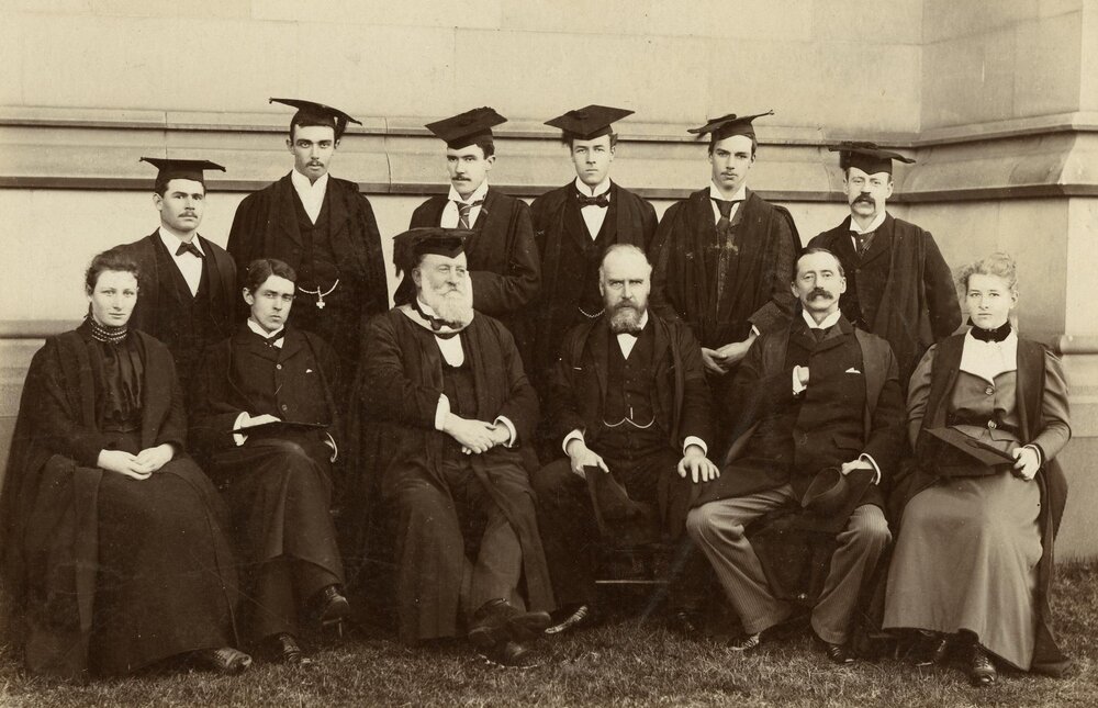 Staff and students wearing mortarboards, University of Melbourne.