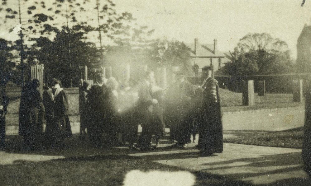 Students and staff at Commencement, University of Melbourne, 1926.