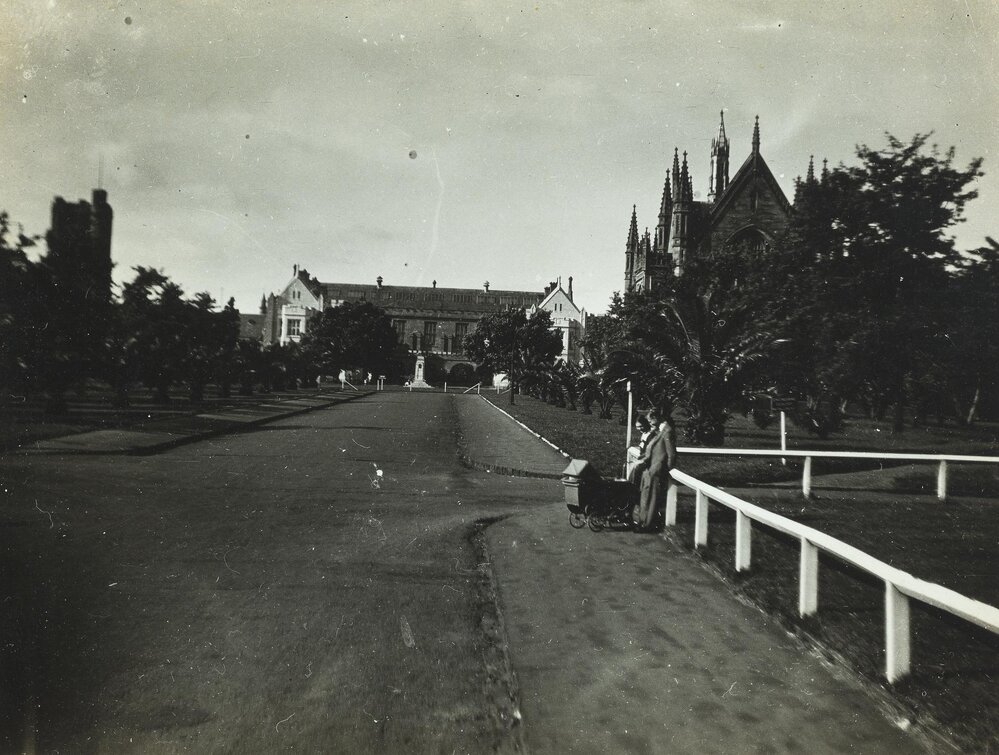 View along Main Drive, University of Melbourne, circa 1931-1936.