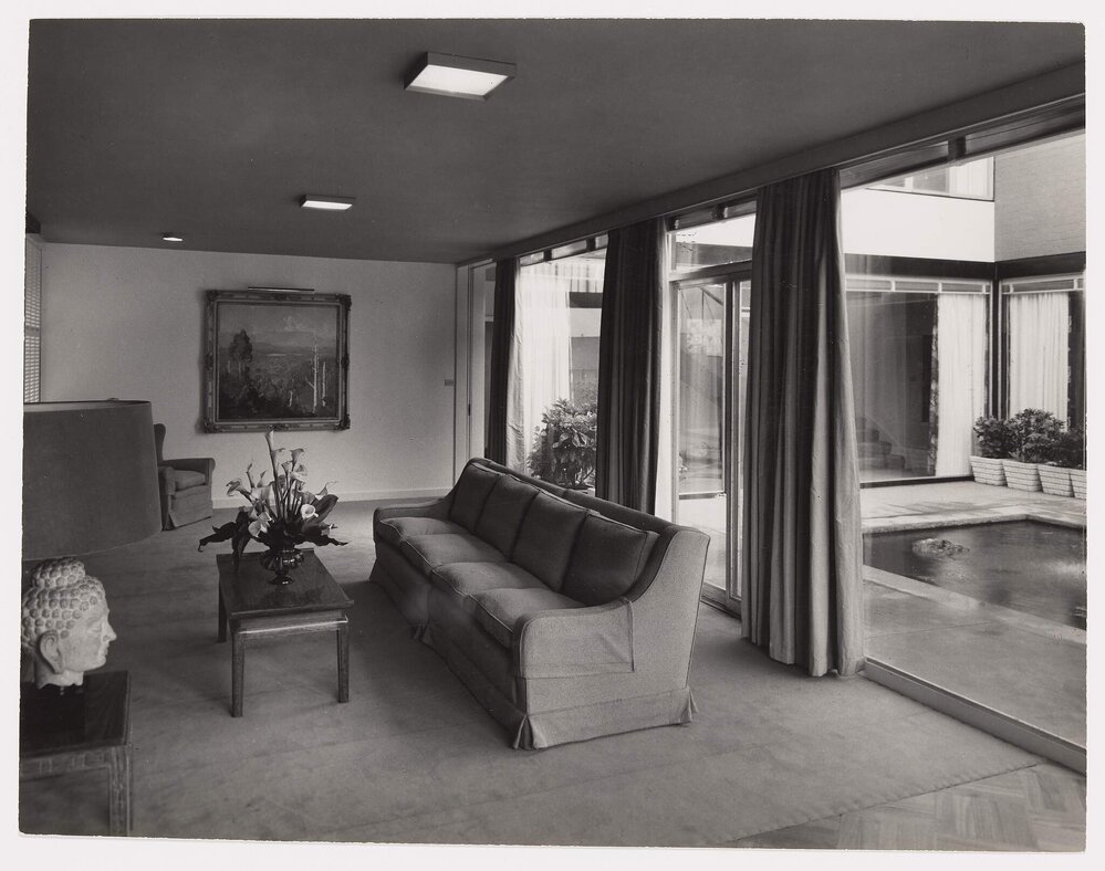 Residence for Lady Howse