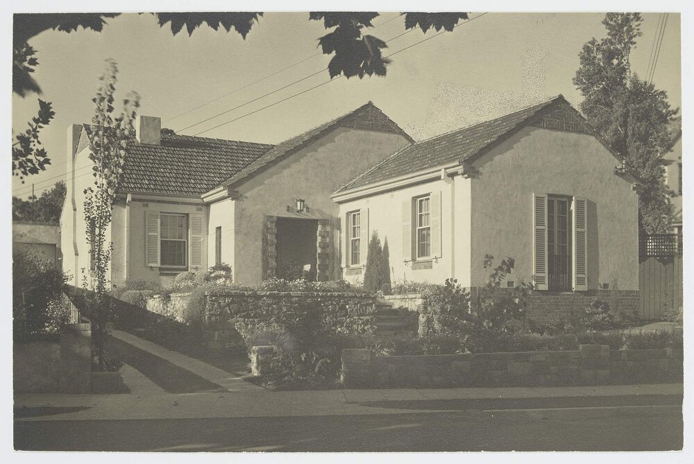 Residence for N. Reid