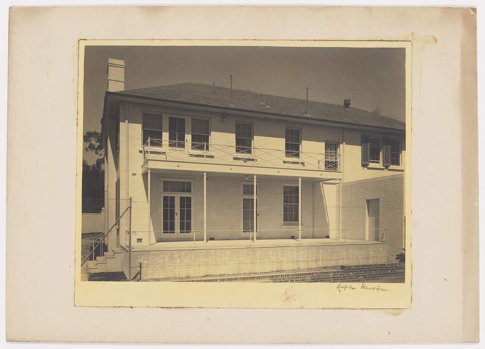 Residence for Macmillan &amp; Morell