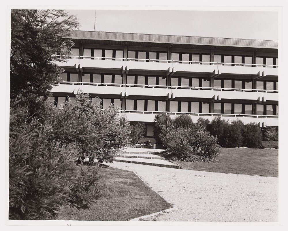 Latrobe University model &amp; landscapes