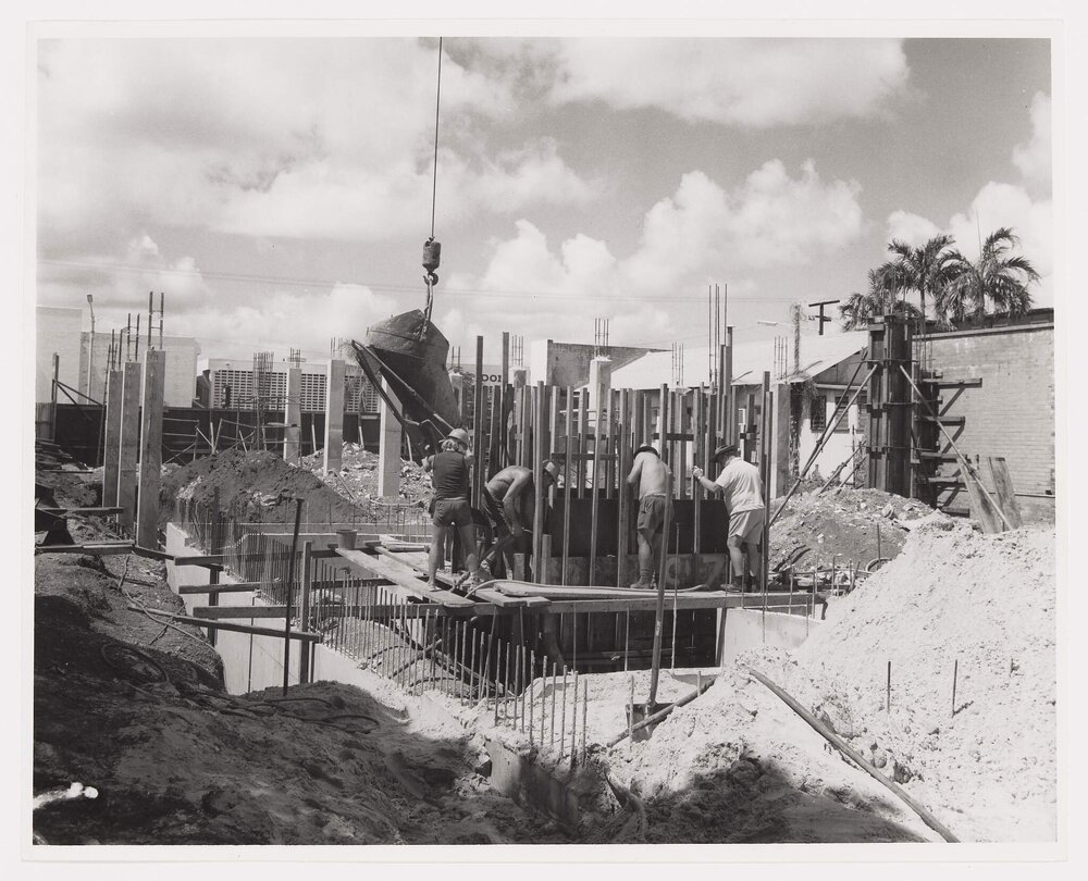 Royal Globe, Darwin