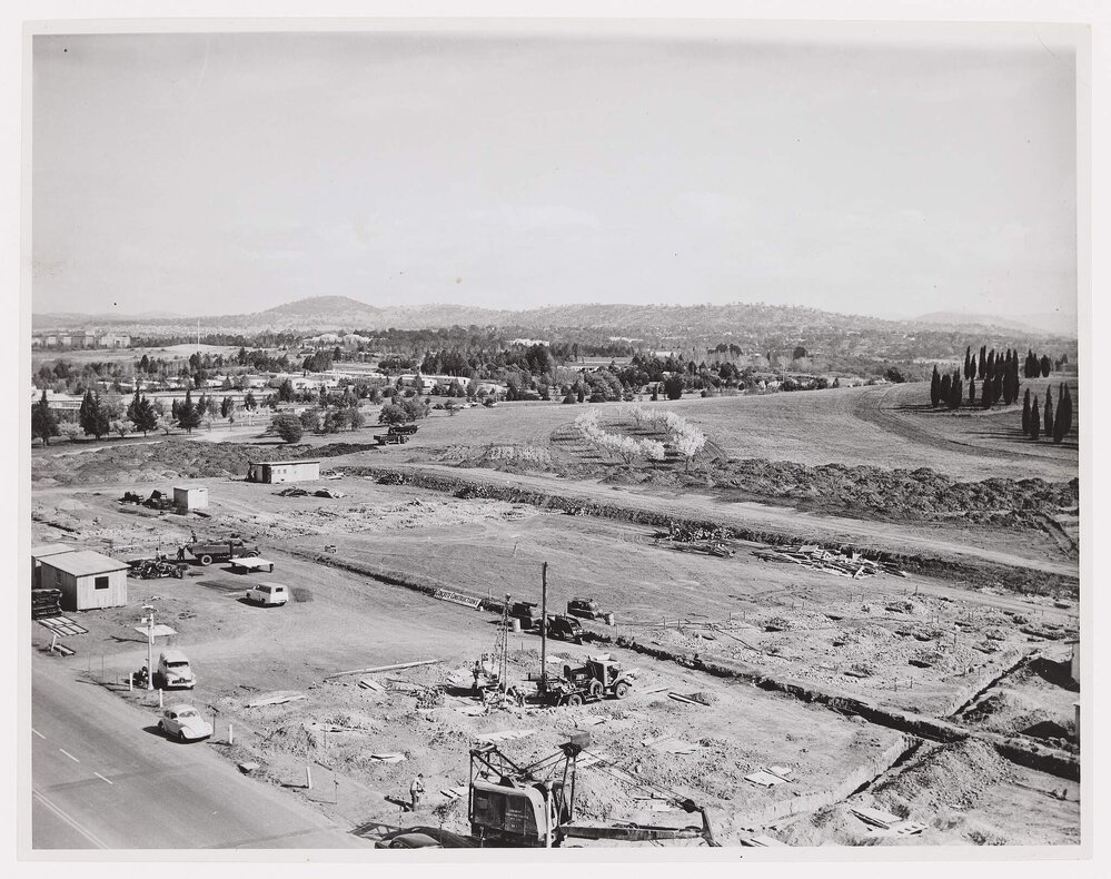 Canberra Civic Offices, sculpture