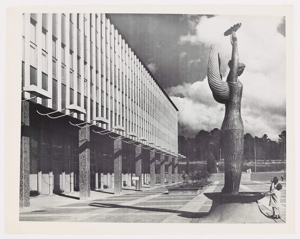Canberra Civic Offices, sculpture