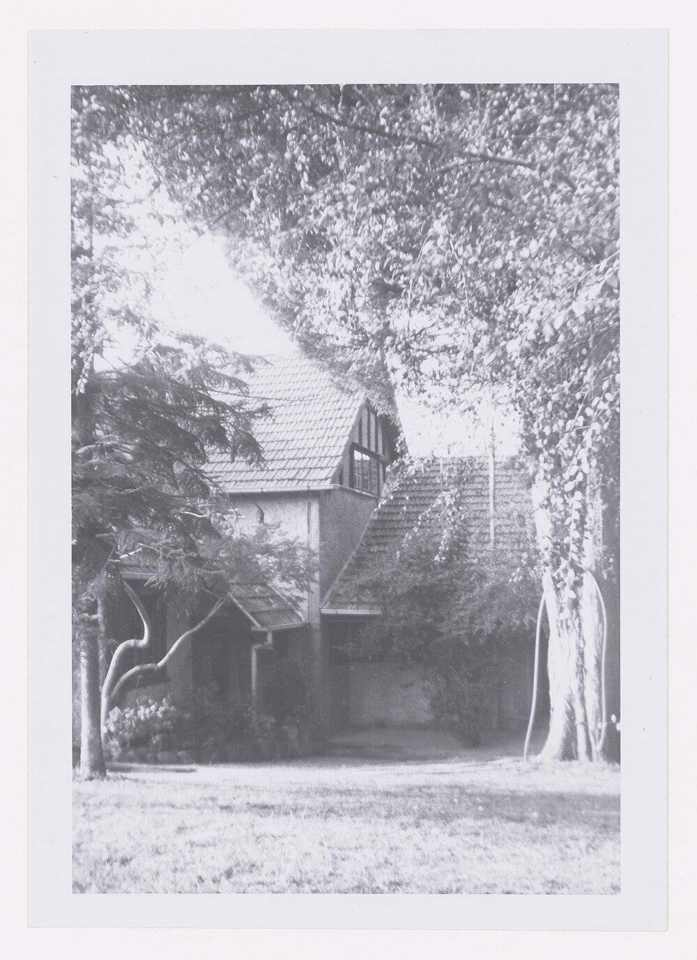 Residence for Dr G Albally