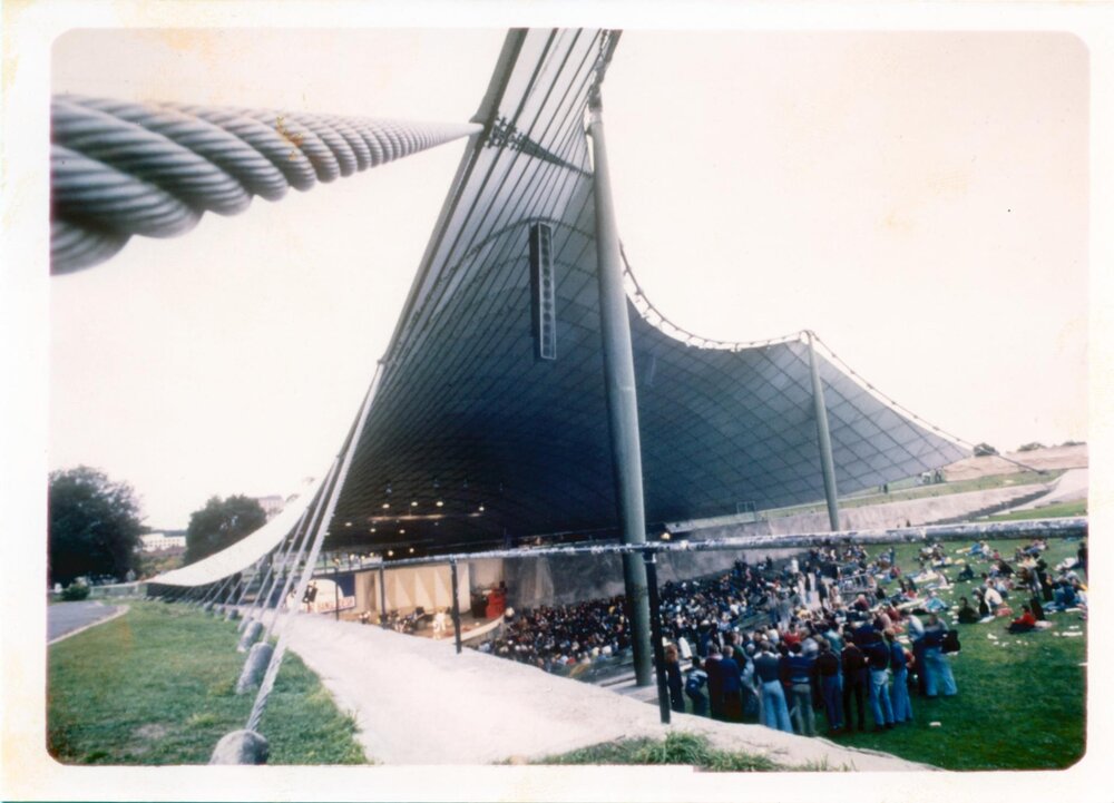 [Sidney Myer Music Bowl]