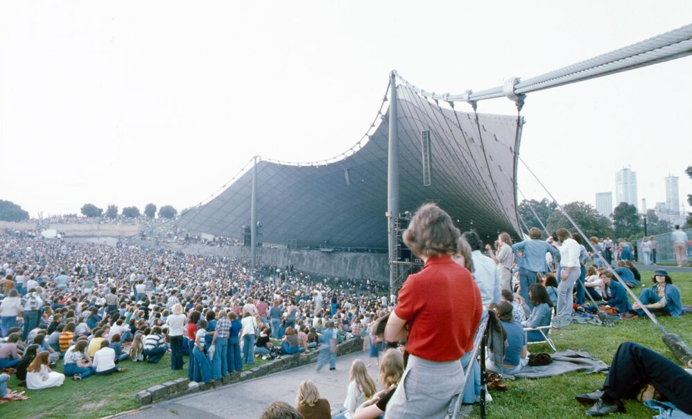 [Sidney Myer Music Bowl]