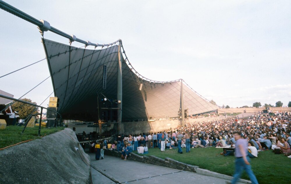 [Sidney Myer Music Bowl]