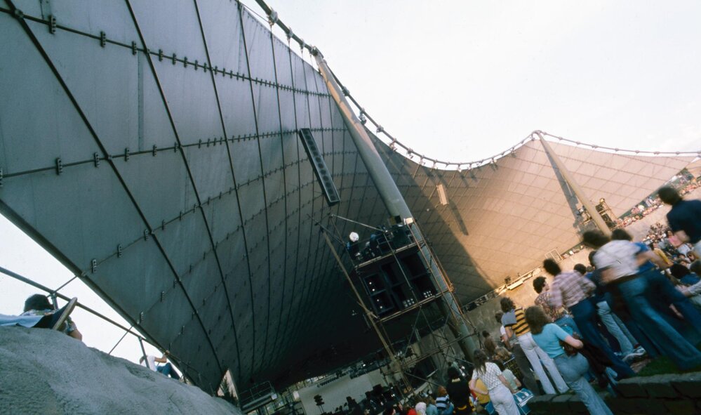 [Sidney Myer Music Bowl]