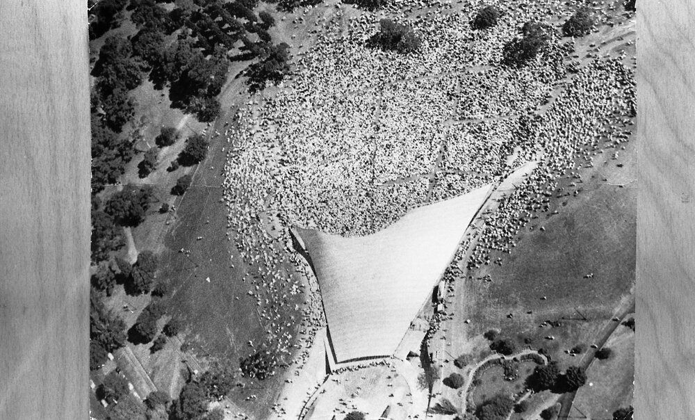 [Sidney Myer Music Bowl]