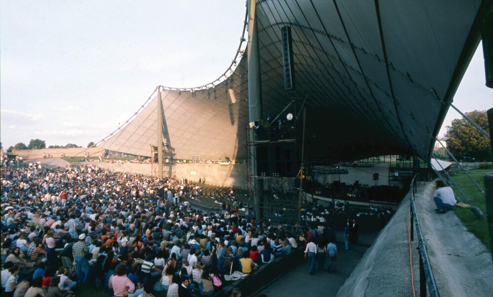 [Sidney Myer Music Bowl]
