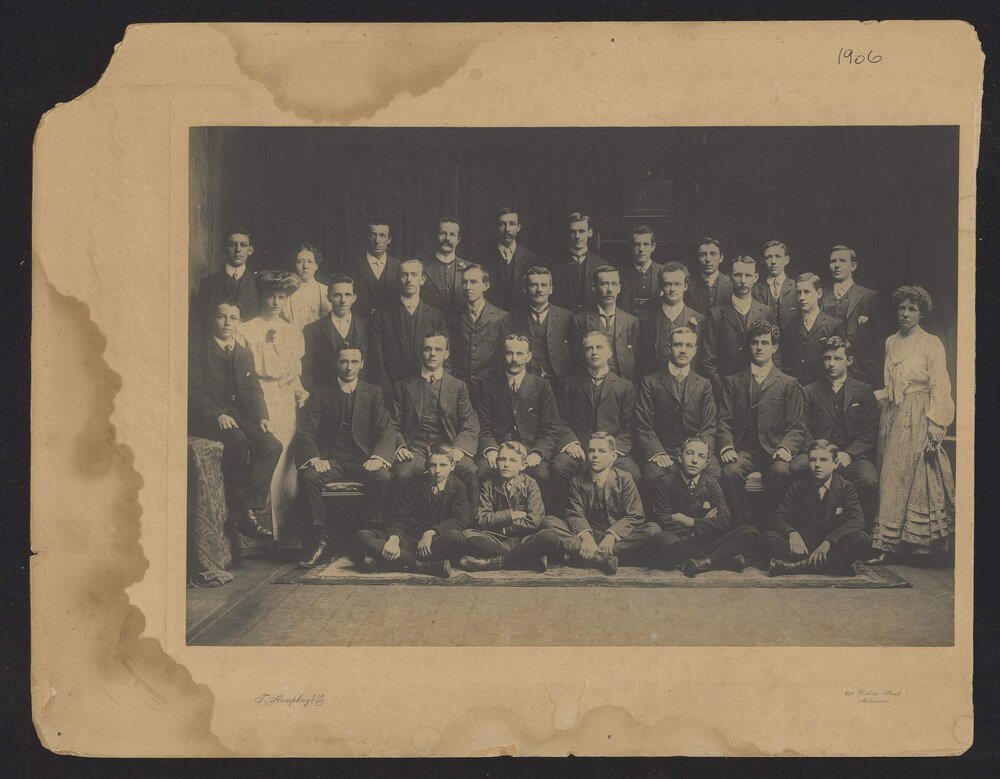 Photograph of McPhersons staff 1906