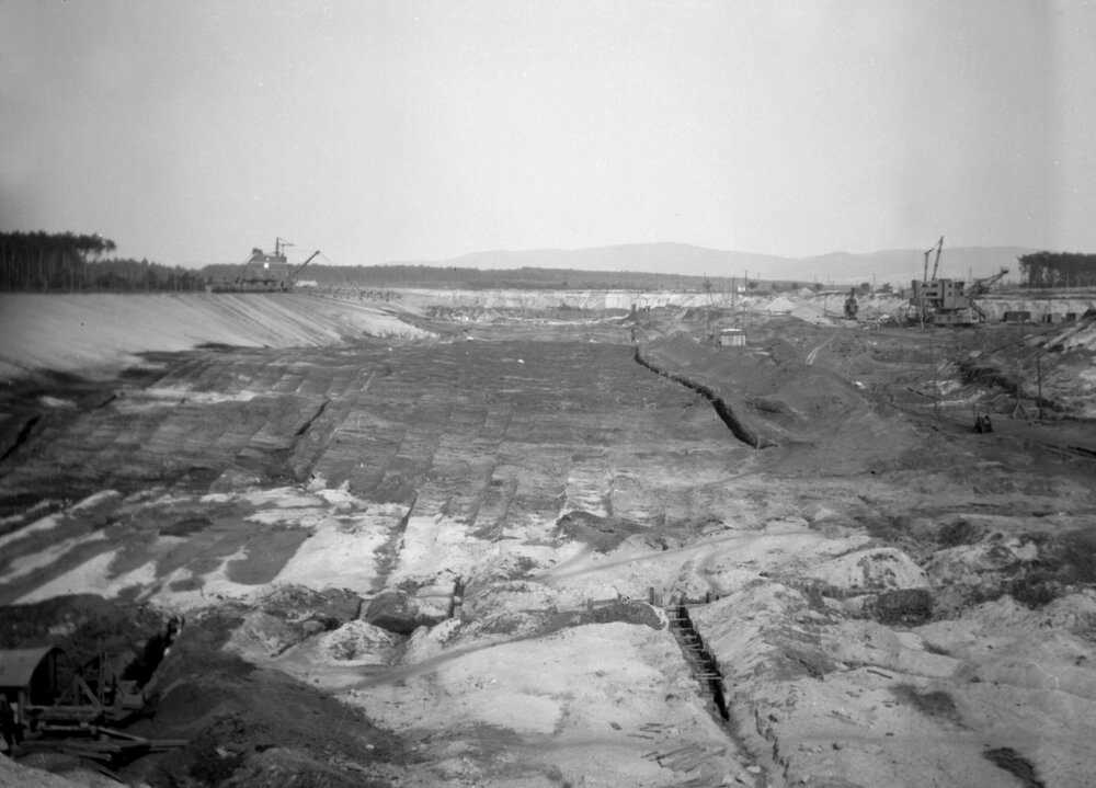 An unidentified scene, possibly a mining site