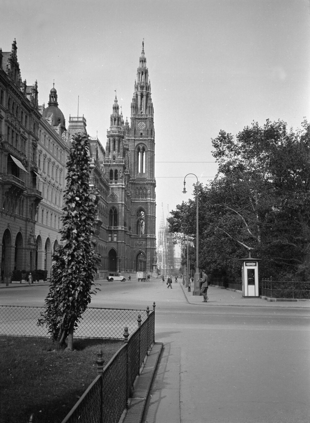 An unidentified streetscape in Vienna, Austria