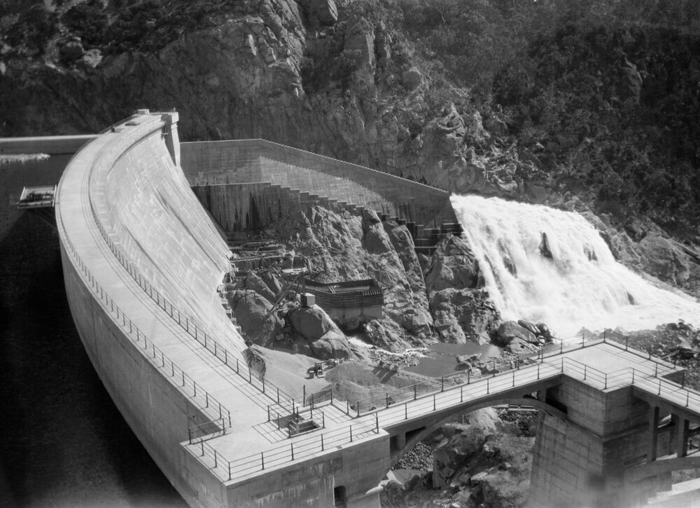 The wall and spillway of Burrinjuck Dam, New South Wales