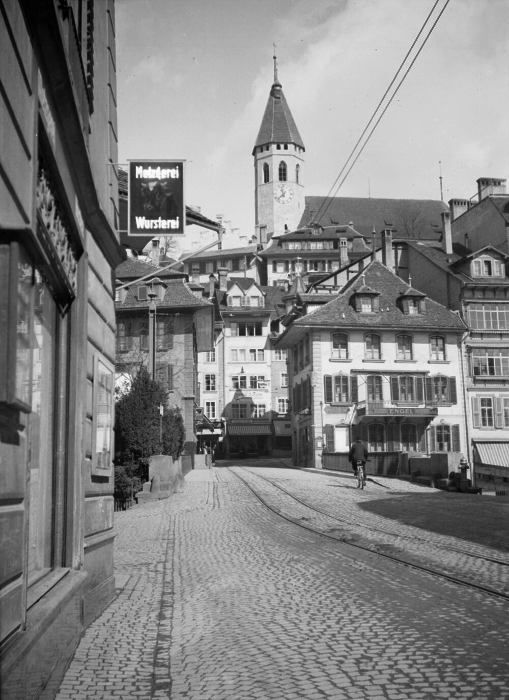 An unidentified town or city scene