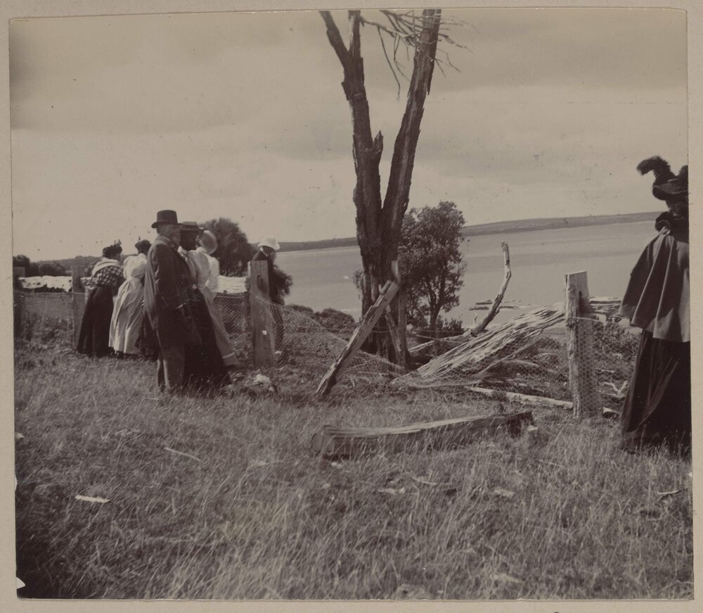 Damage done by the shells Coolart