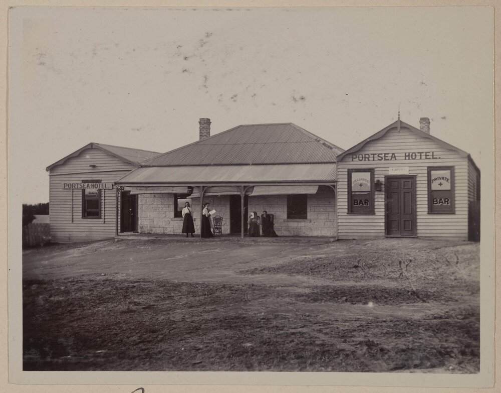 Portsea [Hotel]