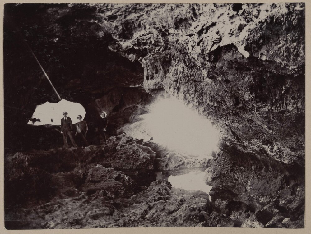 London Bridge, Back Beach Portsea