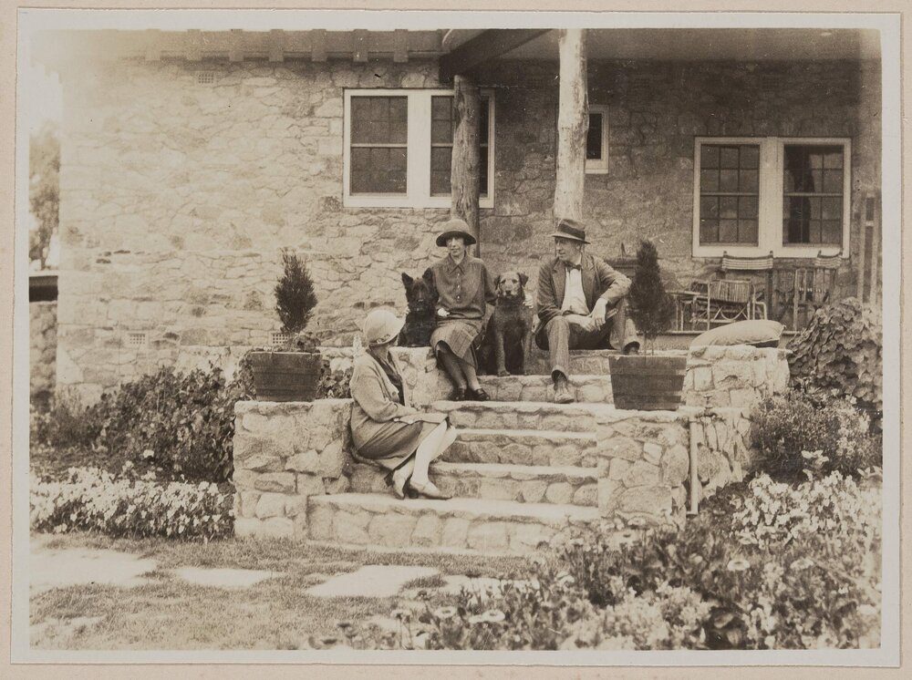 [Daryl and Joan Lindsay, Mab and dogs  at Westerfield]