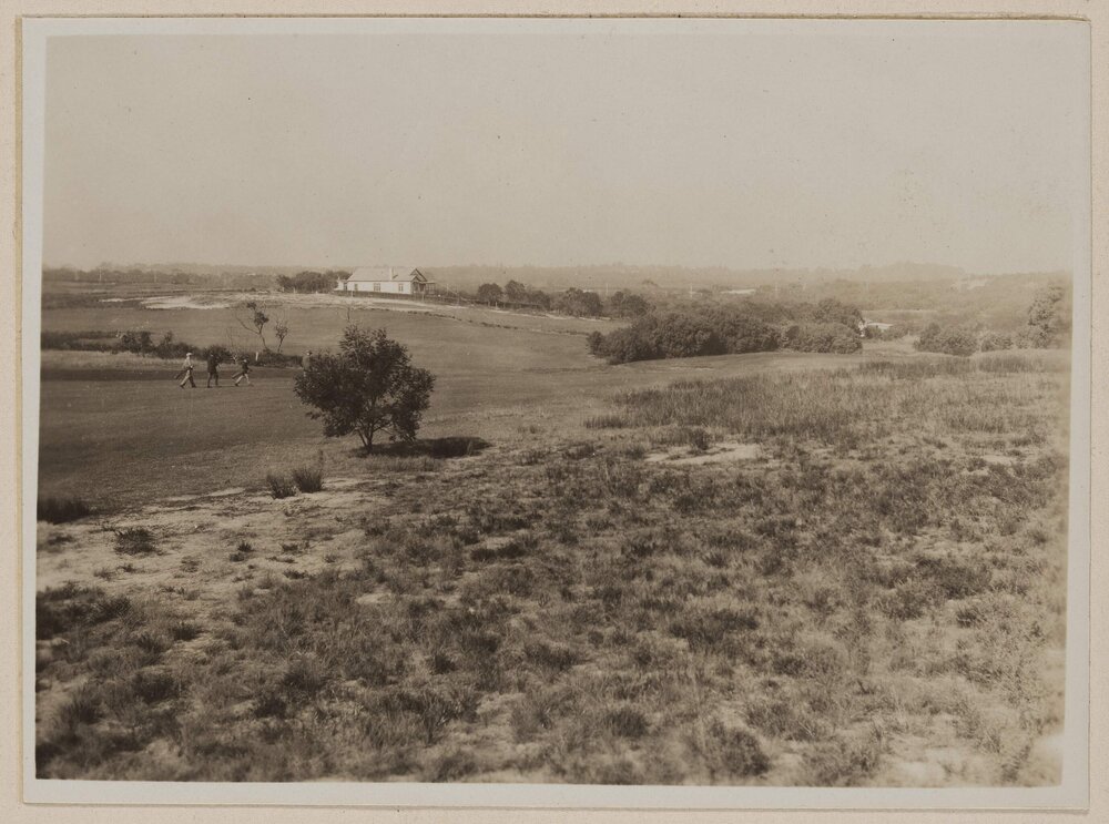 R.M.G.C. [Royal Melbourne Golf Club]