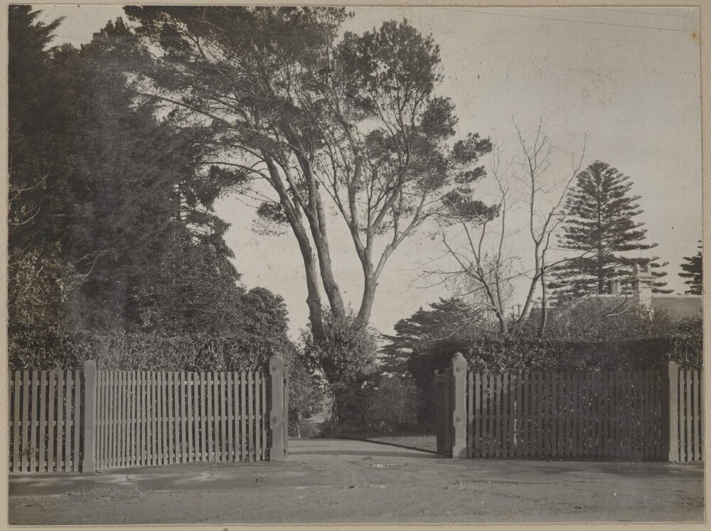 Miegunyah [entrance gate pillars and metal entry gates]