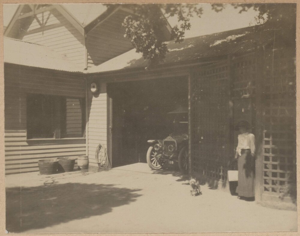 [Garage at Miegunyah]