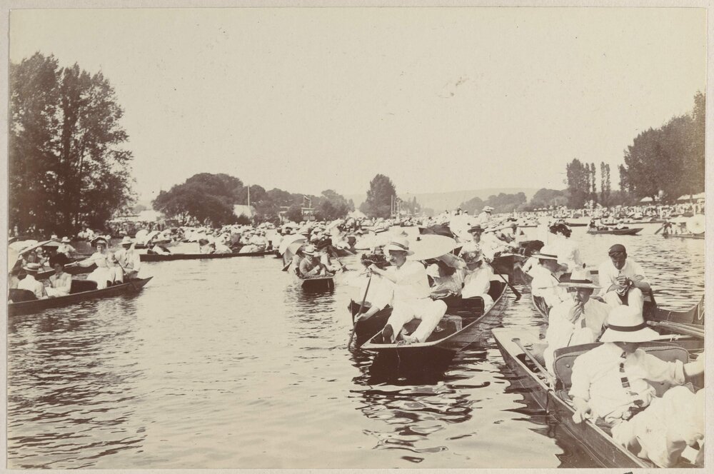 On the course between the races