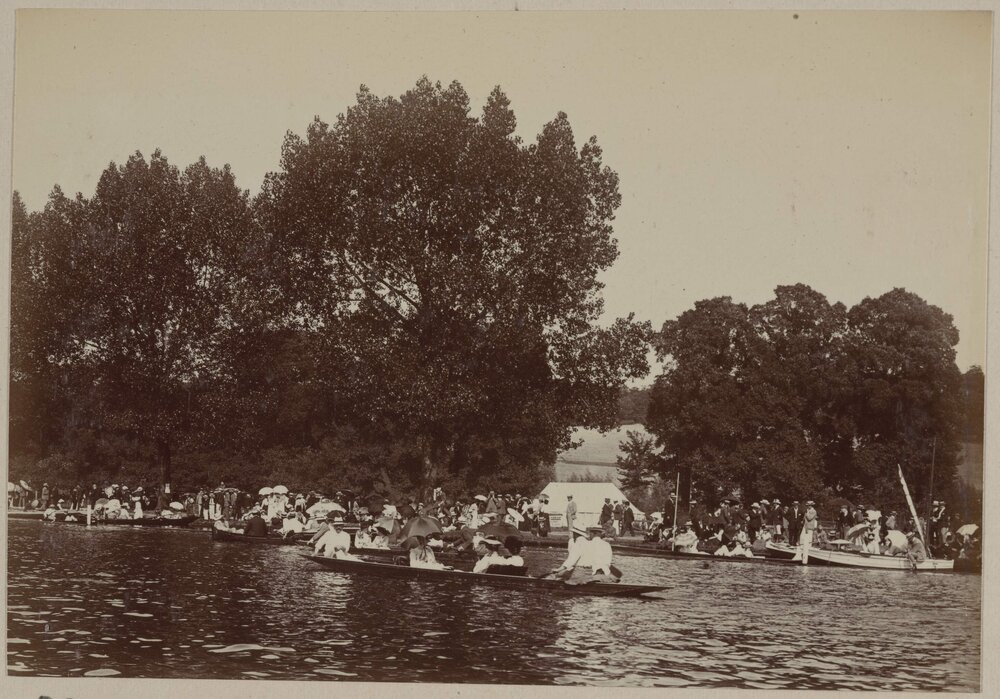 The Berks side of River