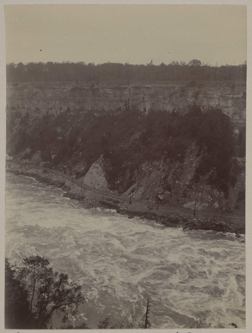 Whirlpool Rapids and Gorge Route