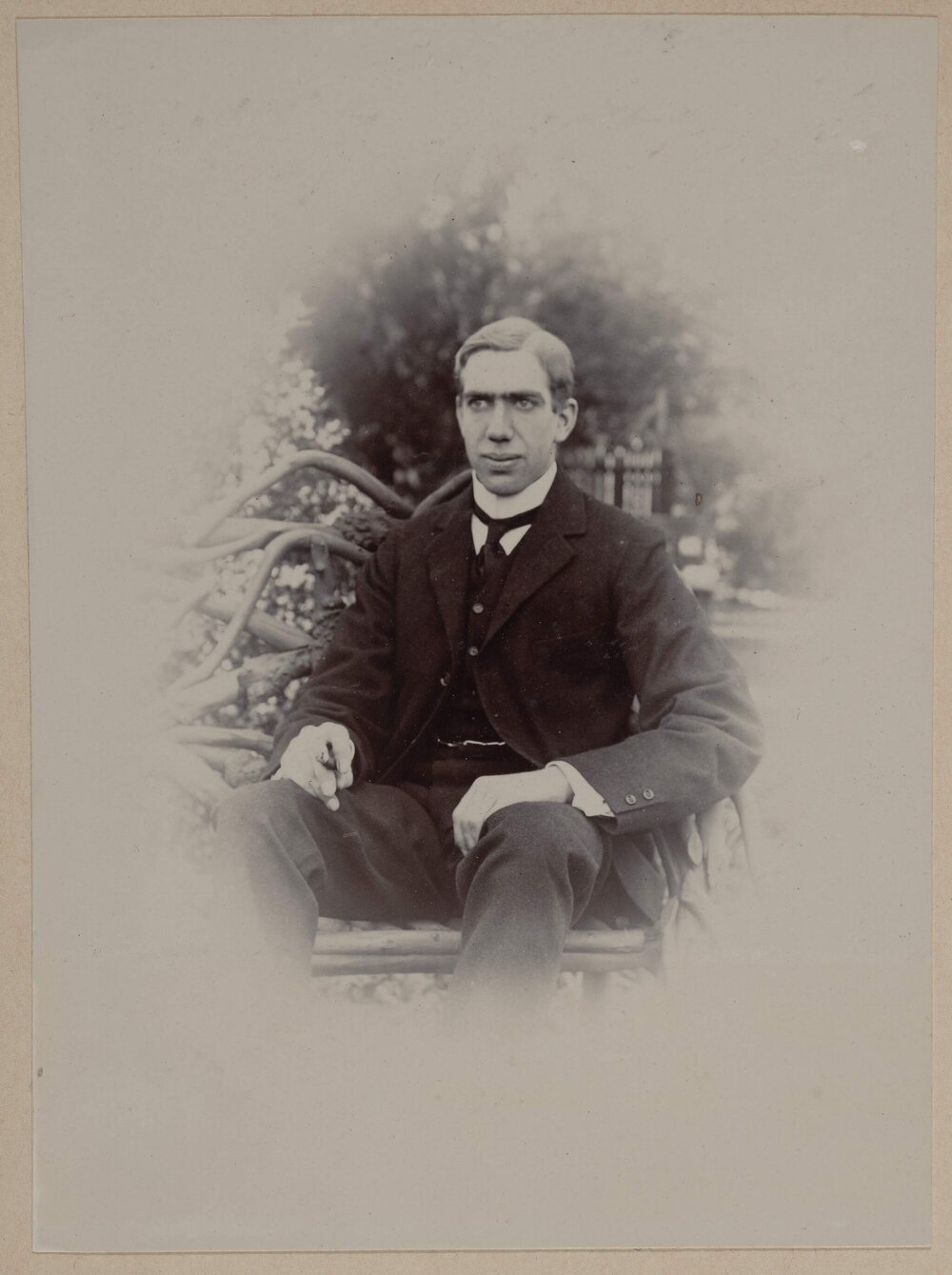 Harleston [man in seated pose]