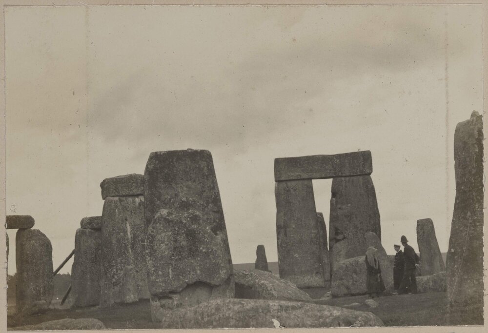 [Stonehenge]
