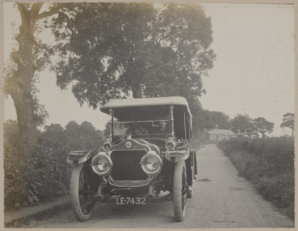 [Motor vehicle, Edinburgh]