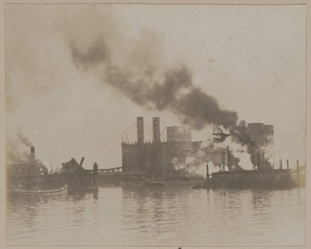 Grain elevator at Port McNicoll [Ontario]