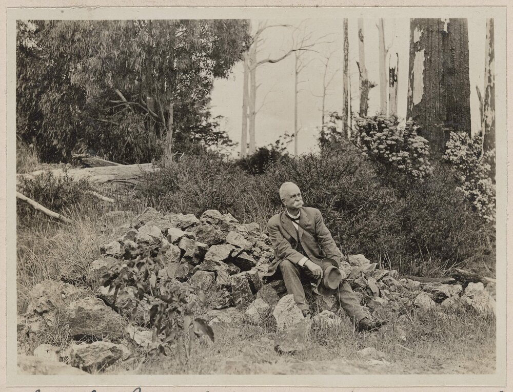 Blythe River [Tasmania], Iron outcrop