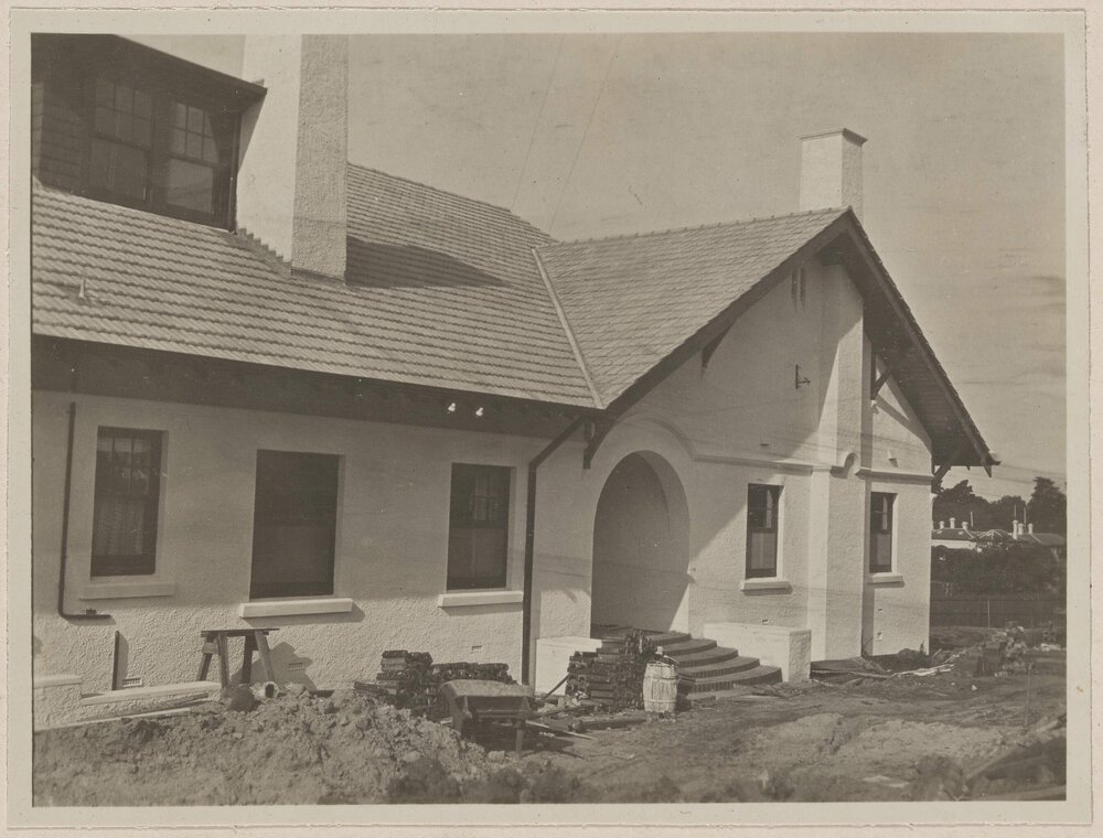 [House under construction]