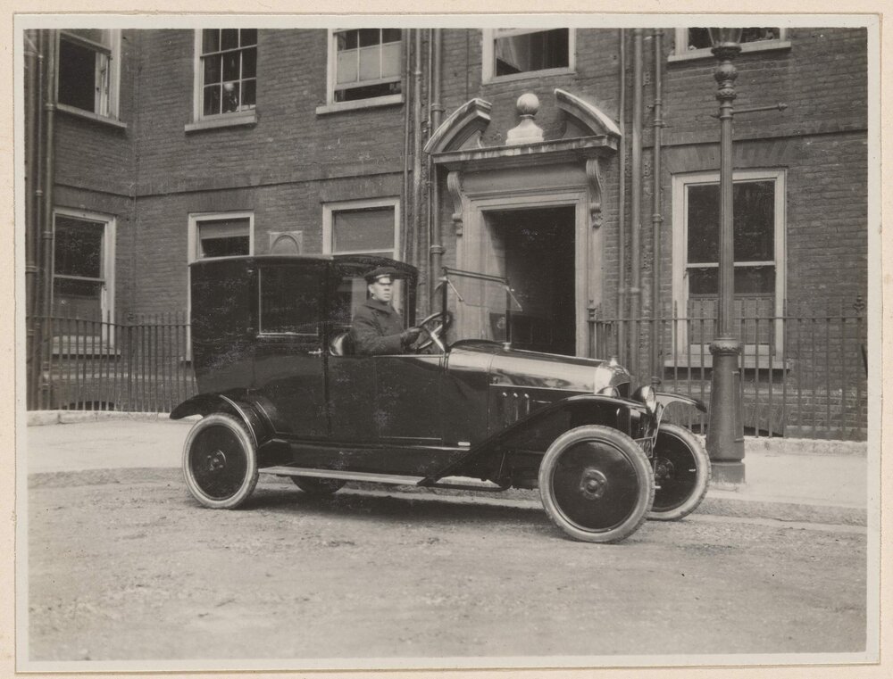 The Citroen at Grays Inn Square