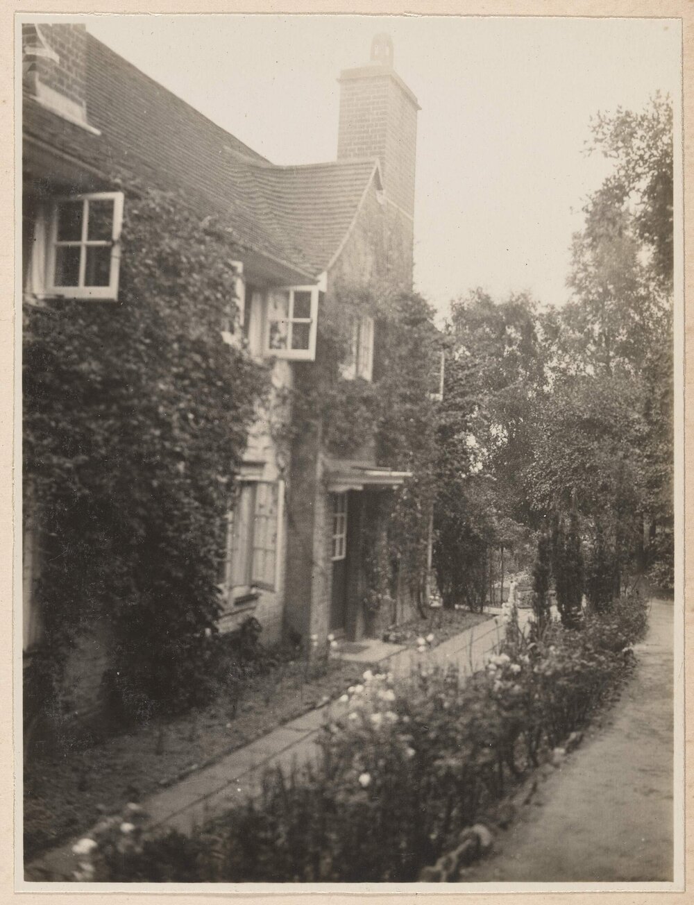 Fairhaven, Haslemere