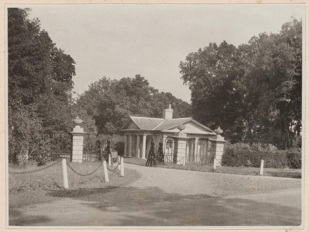 Lodge at Thorington Hall