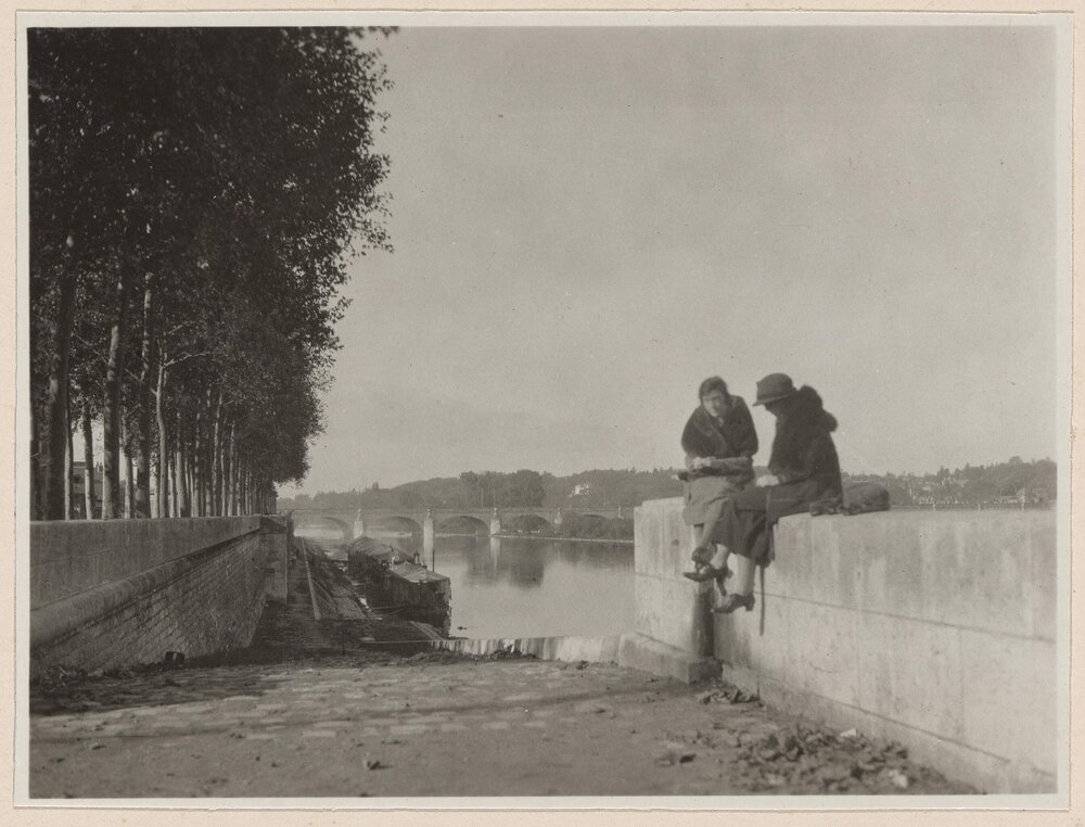 [On the banks of the Loire at Tours]