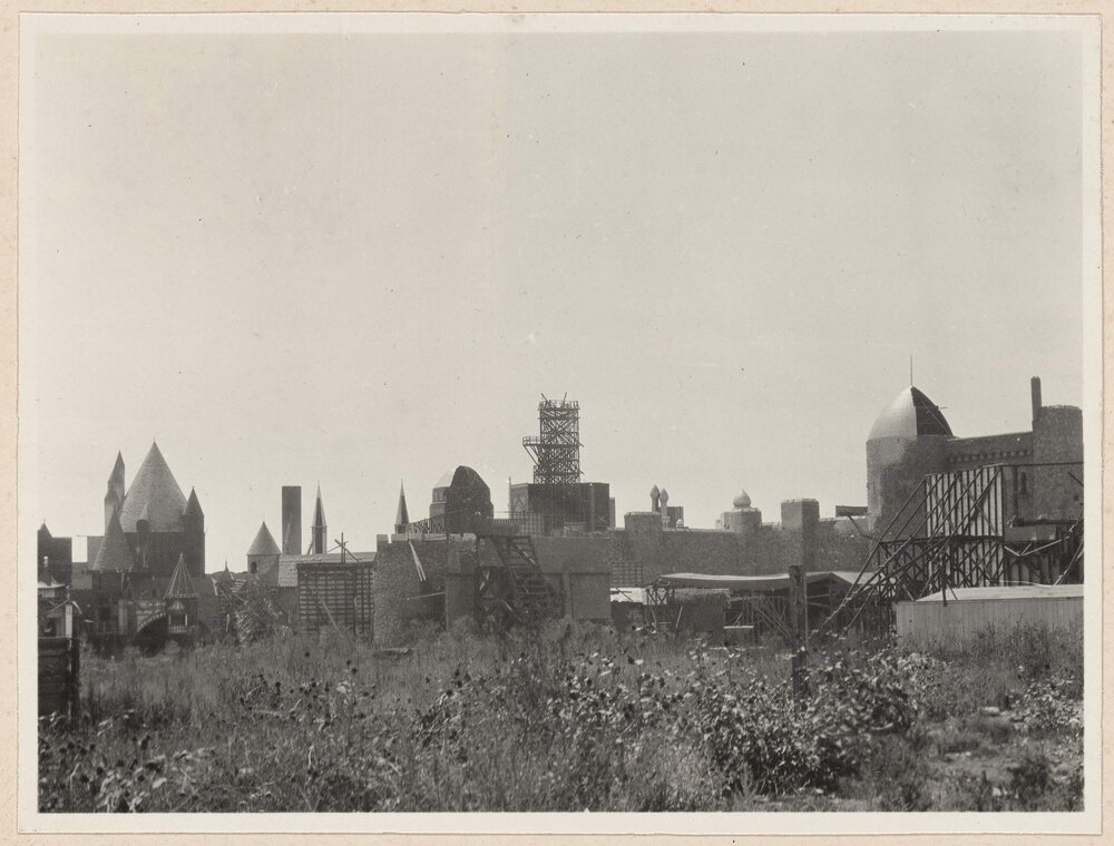 [Fairbanks Pickford Studios]