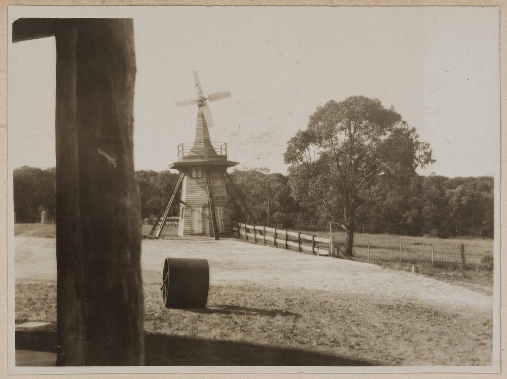 [Timber windmill, Westerfield]